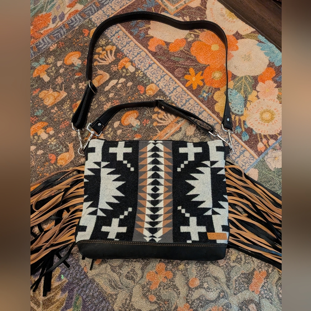 Mercy Grey XL Slouchy Crossbody in Spyder Rock Pendleton Wool with Black Leather - Picture 3 of 12